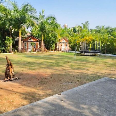 Plumeria Resort Kushālnagar Exterior foto